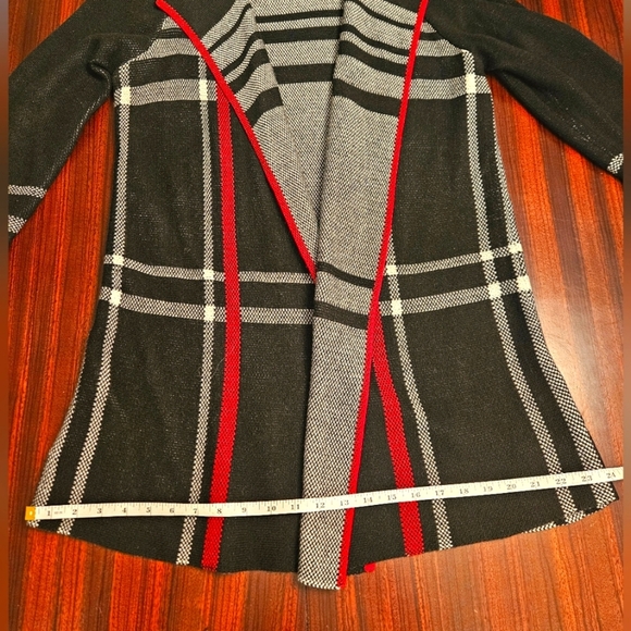 Charter Club Open Front Chunky Knit Black Red White Plaid Cardigan Sz XL - Picture 7 of 10